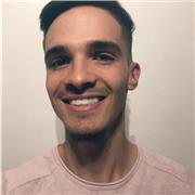 Jeune professeur de 20 ans donne des cours particuliers de tous types (maths, anglais, français) de tous âges jusqu'au niveau du baccalauréat !